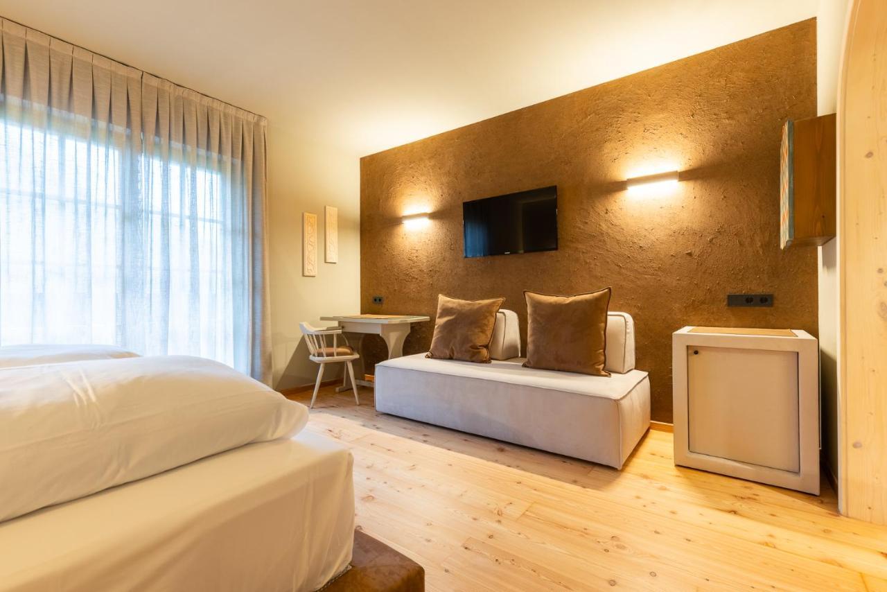 Romantik Hotel Post Нова Леванте Екстериор снимка