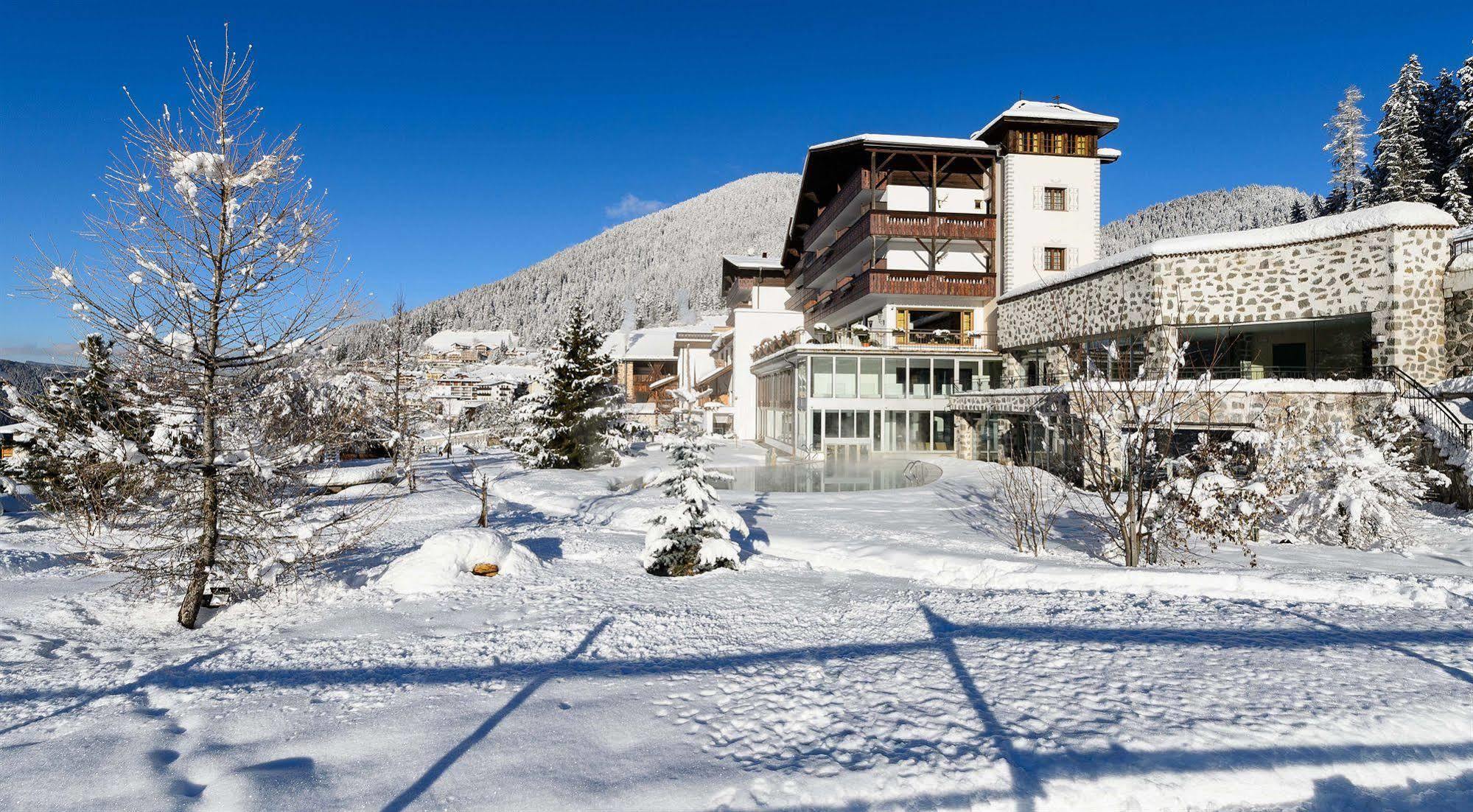 Romantik Hotel Post Нова Леванте Екстериор снимка